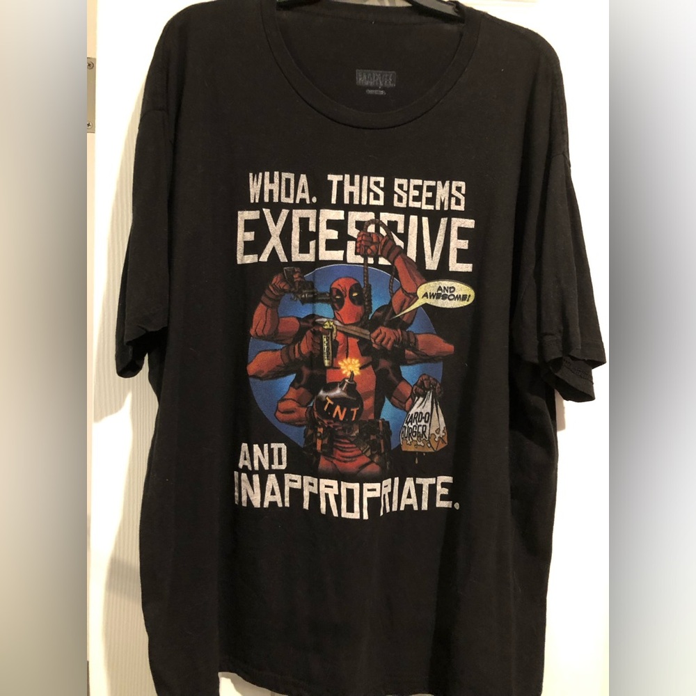 MAKE OFFER! The Merc With The Mouth! Marvel Deadpool Black Short Sleeve T-Shirt